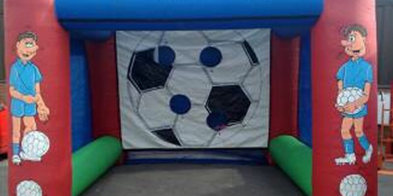 inflatable-football-goal-hire