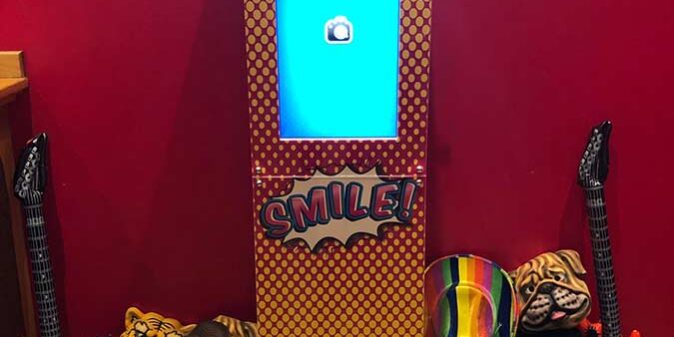 selfie-pod